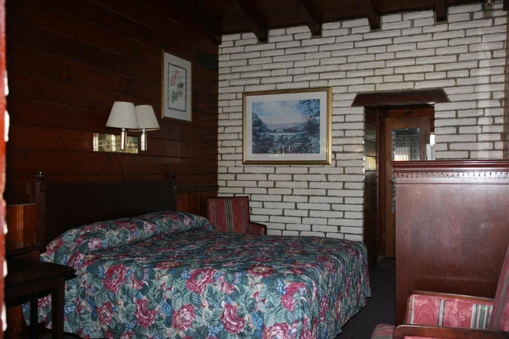 Adobe Hacienda Motel Голливуд Экстерьер фото
